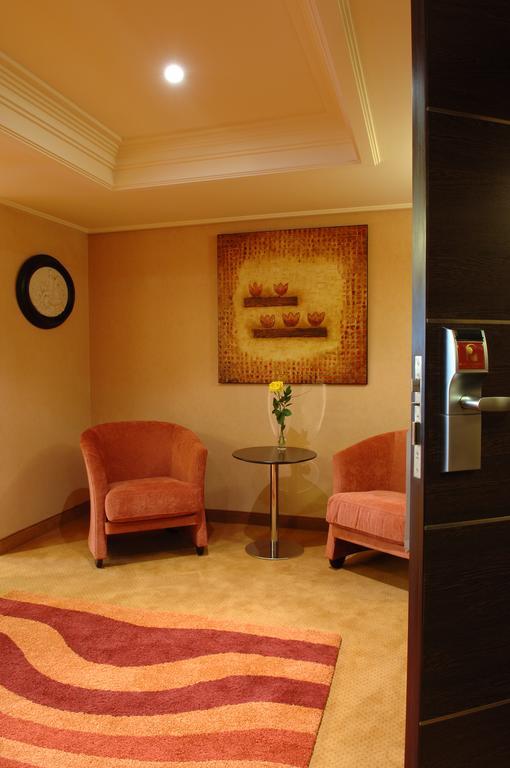 Regency Palace Hotel Jounieh Eksteriør billede