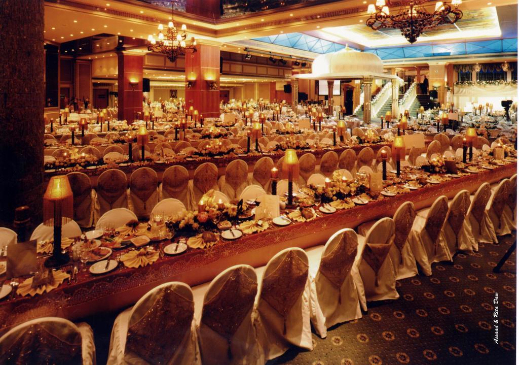 Regency Palace Hotel Jounieh Eksteriør billede