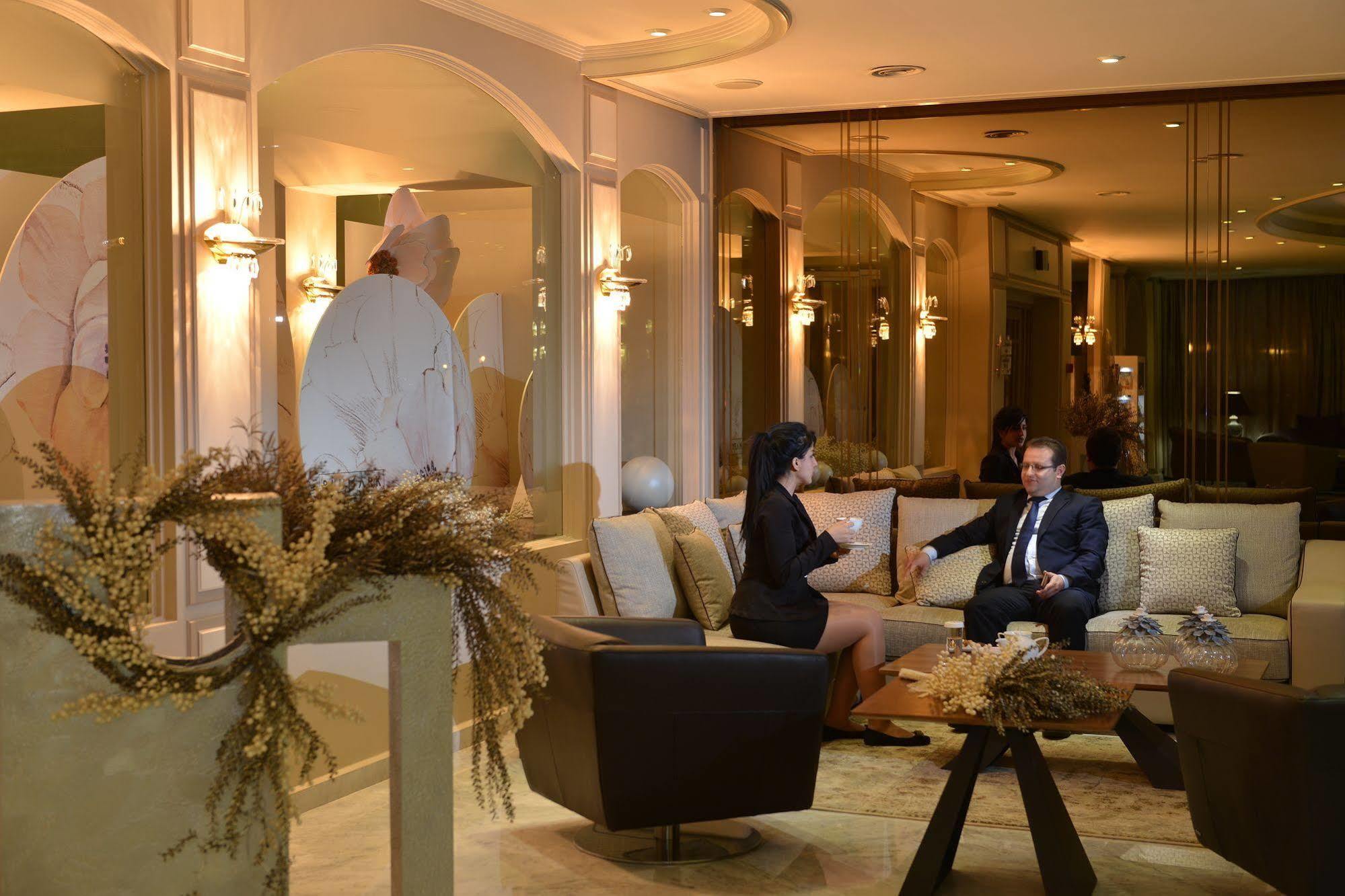Regency Palace Hotel Jounieh Eksteriør billede